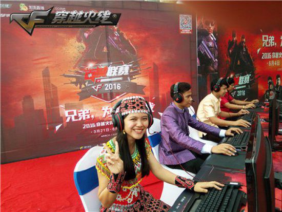 表现出浓厚 表现出浓厚