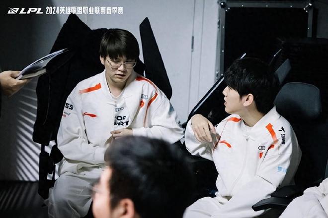 侧协防站位 侧协防站位